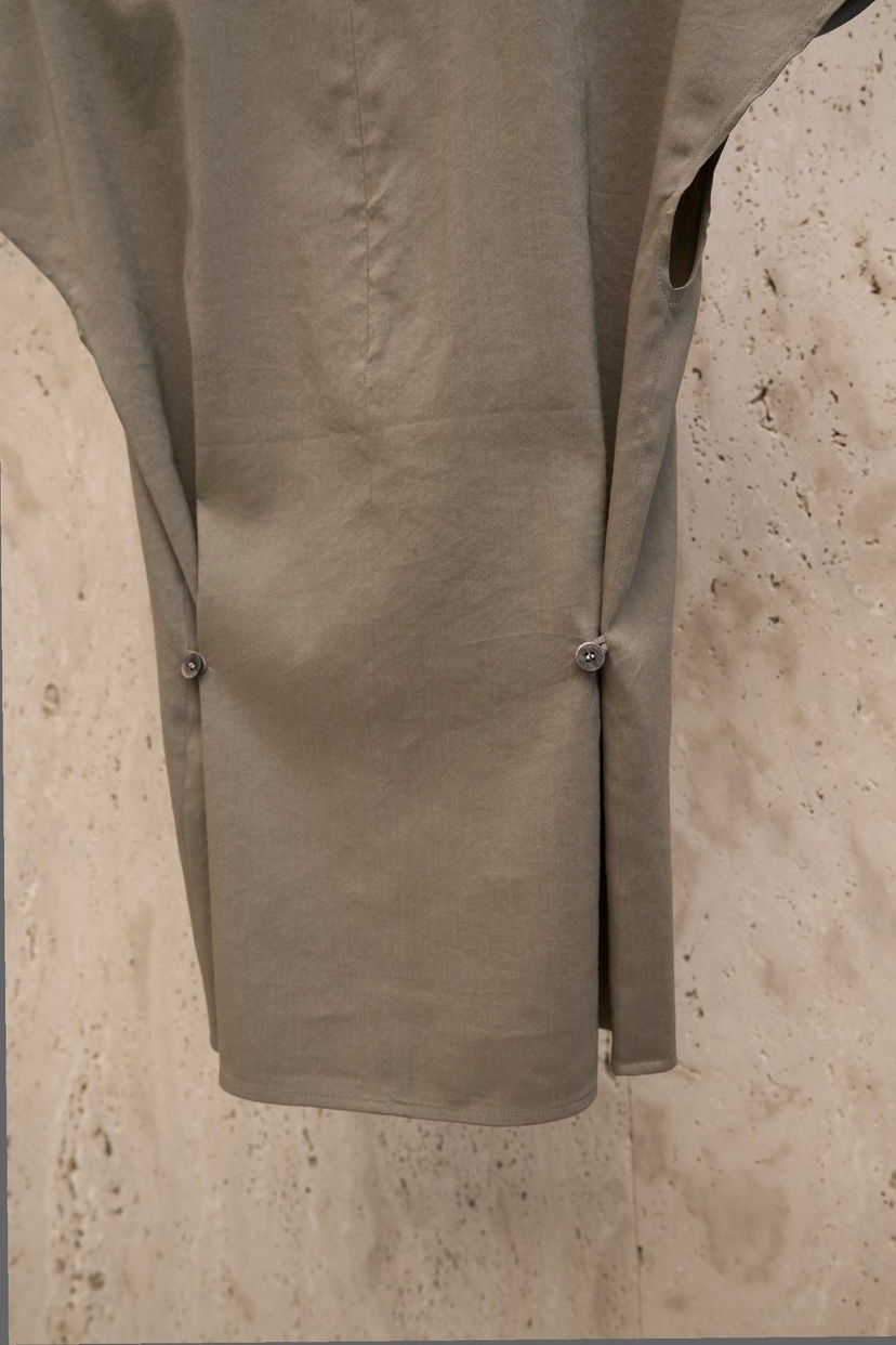 BLOSSOM韓國東大門直郵女裝新款熱賣26春夏人氣襯衫蕾絲衫BLOSSOM襯衫/蕾絲衫