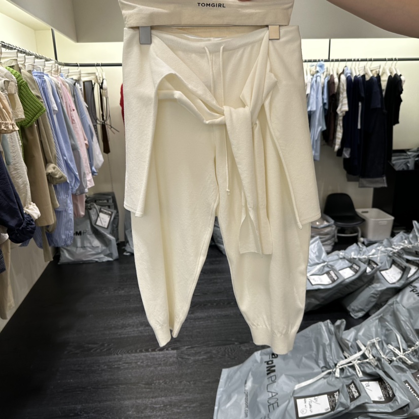 TOMGIRL韓國東大門代購女裝新款熱賣人氣時尚推薦裙褲披肩TOMGIRL裙褲圖色1