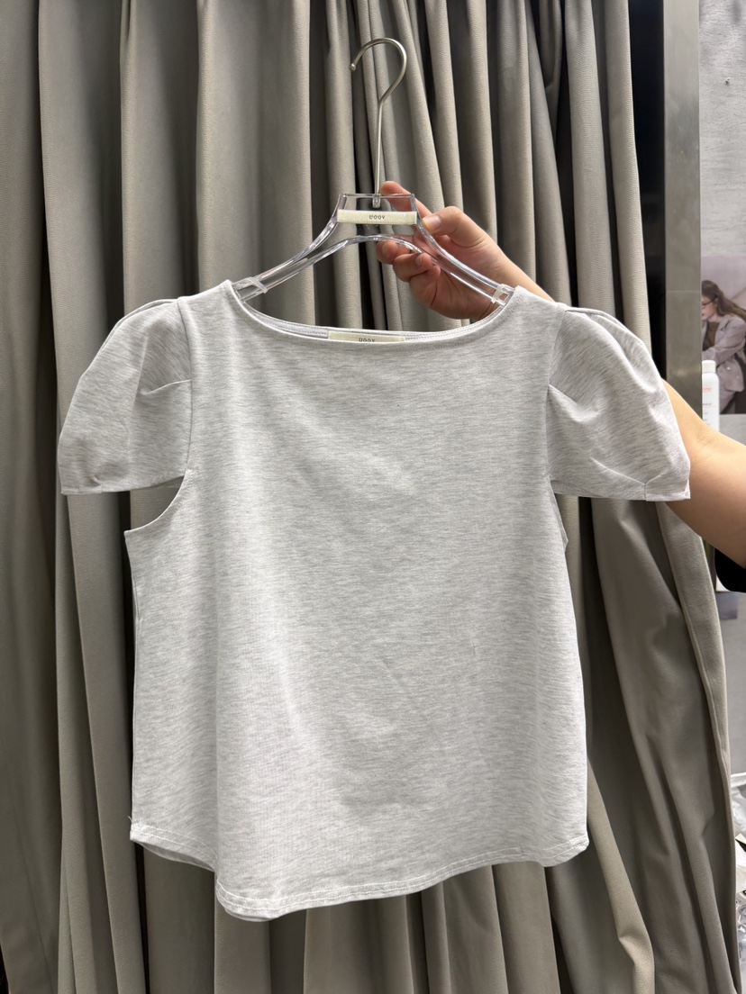 UOOV韓國東大門直郵女裝新品休閑時尚熱賣26春夏職業人氣T恤UOOVT恤圖色1