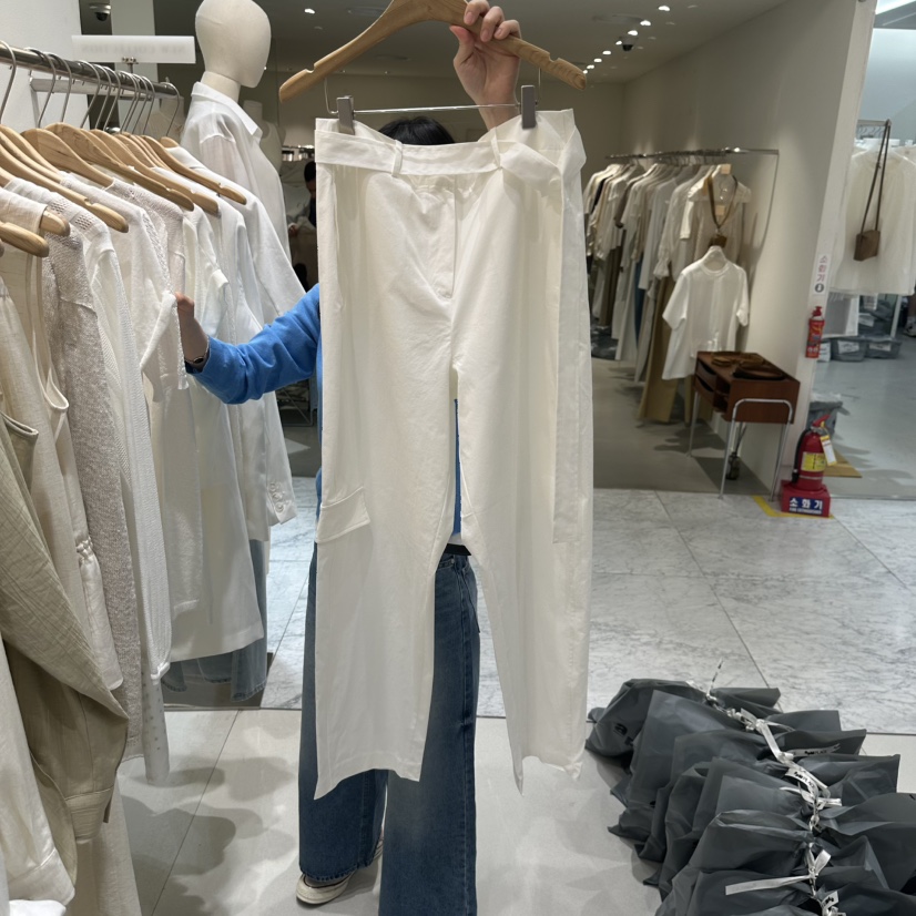 BLUEI-D/N SHARP韓國東大門直郵女士新品時尚推薦休閑褲Blue i-d/N SHARP休閑褲圖色1