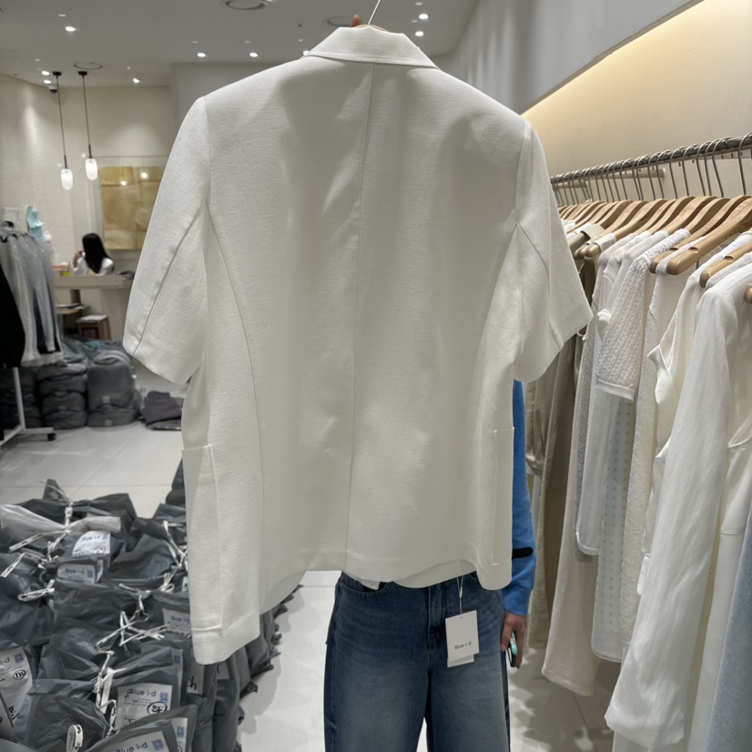 BLUEI-D/N SHARP韓國東大門直郵女士新款時尚人氣夾克Blue i-d/N SHARP夾克