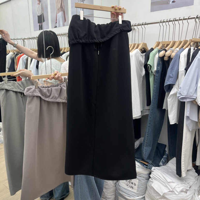 MOI-A韓國東大門直郵女士新品熱賣職業半身裙中短裙荷葉邊MOI-A半身裙/中短裙圖色2