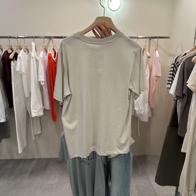 URBANSTORY/REMAKING韓國直郵實拍女士新品人氣休閑推薦T恤Remaking/URBANSTORYT恤