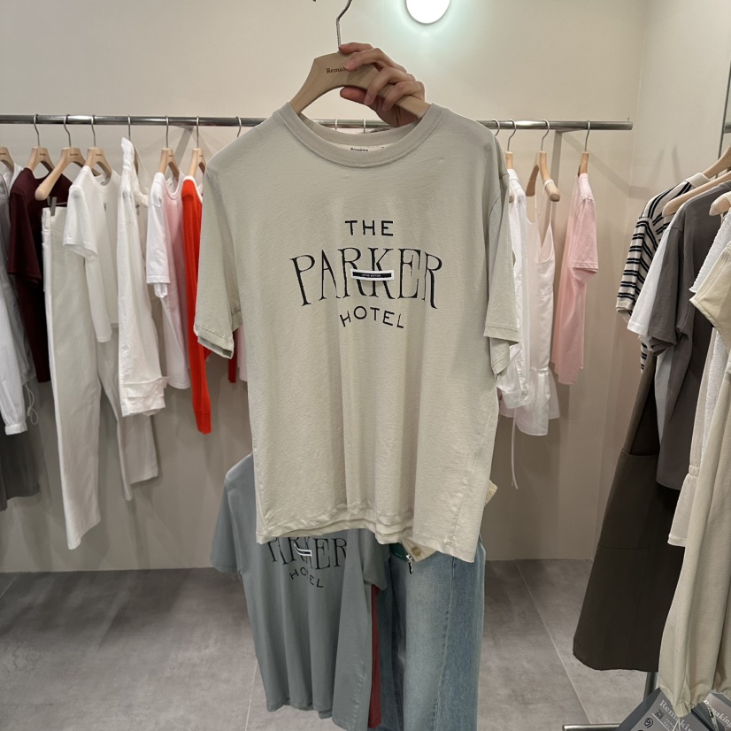 URBANSTORY/REMAKING韓國直郵實拍女士新品人氣休閑推薦T恤Remaking/URBANSTORYT恤圖色2