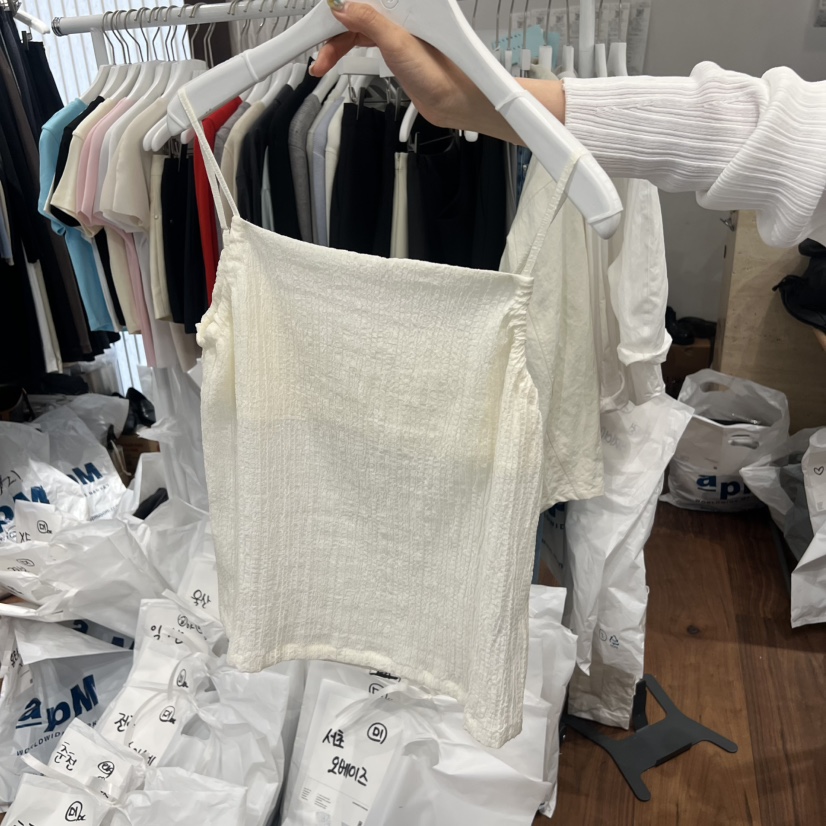 UNDERSTANDING韓國東大門直郵女裝新款熱賣推薦吊帶背心褶皺UNDERSTANDING吊帶/背心圖色2