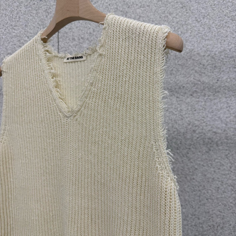 AT THE BAGEL韓國直郵女裝新品職業熱賣推薦人氣吊帶背心AT THE BAGEL吊帶/背心