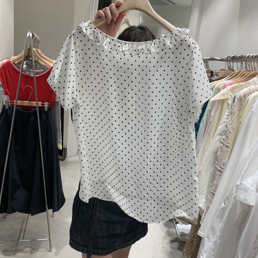 SSEMIENNE韓國東大門直郵女裝新款時尚職業襯衫蕾絲衫緞面SSENIQUE/SSEMIENNE襯衫/蕾絲衫