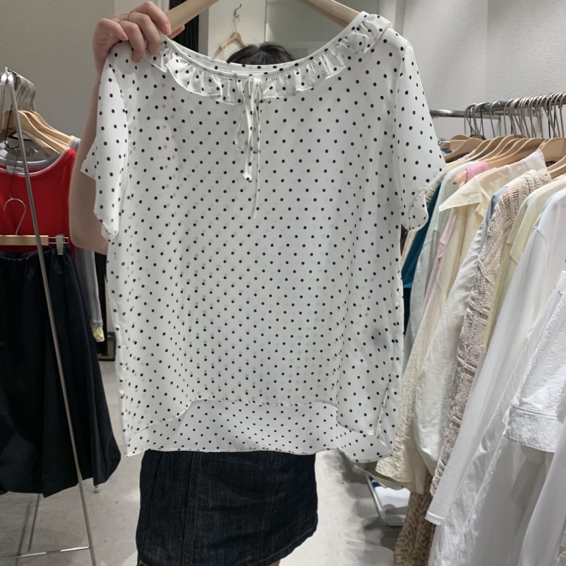 SSEMIENNE韓國東大門直郵女裝新款時尚職業襯衫蕾絲衫緞面SSENIQUE/SSEMIENNE襯衫/蕾絲衫圖色1