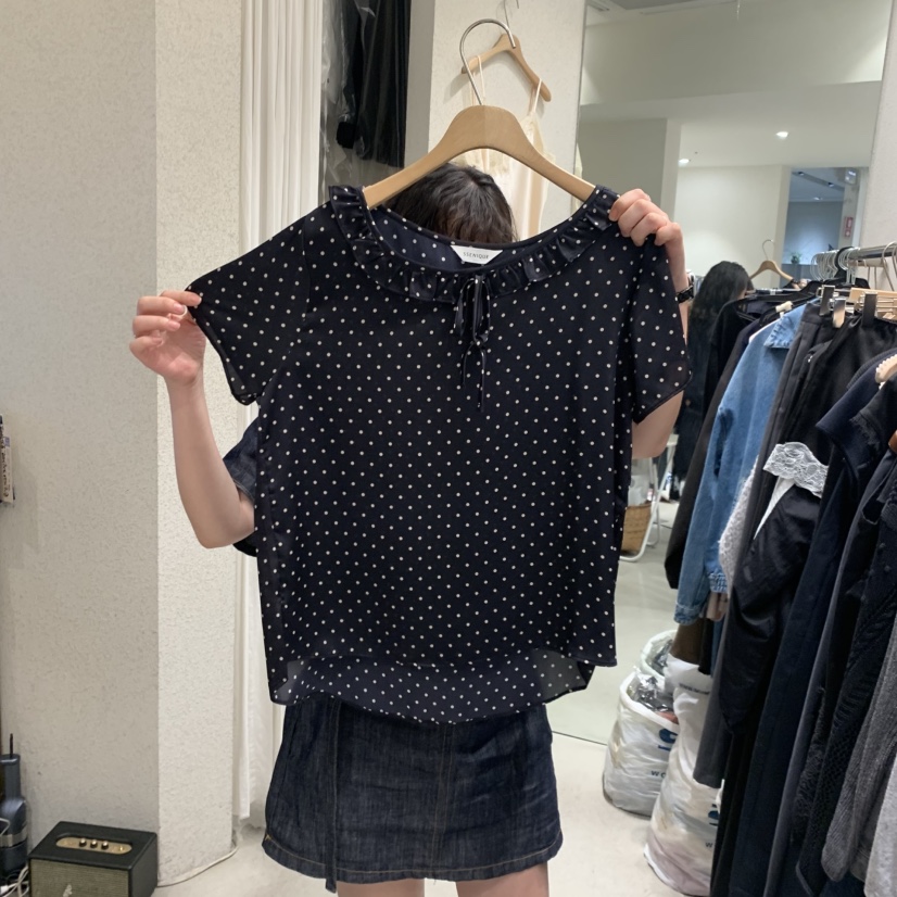 SSEMIENNE韓國東大門直郵女裝新款時尚職業襯衫蕾絲衫緞面SSENIQUE/SSEMIENNE襯衫/蕾絲衫圖色2