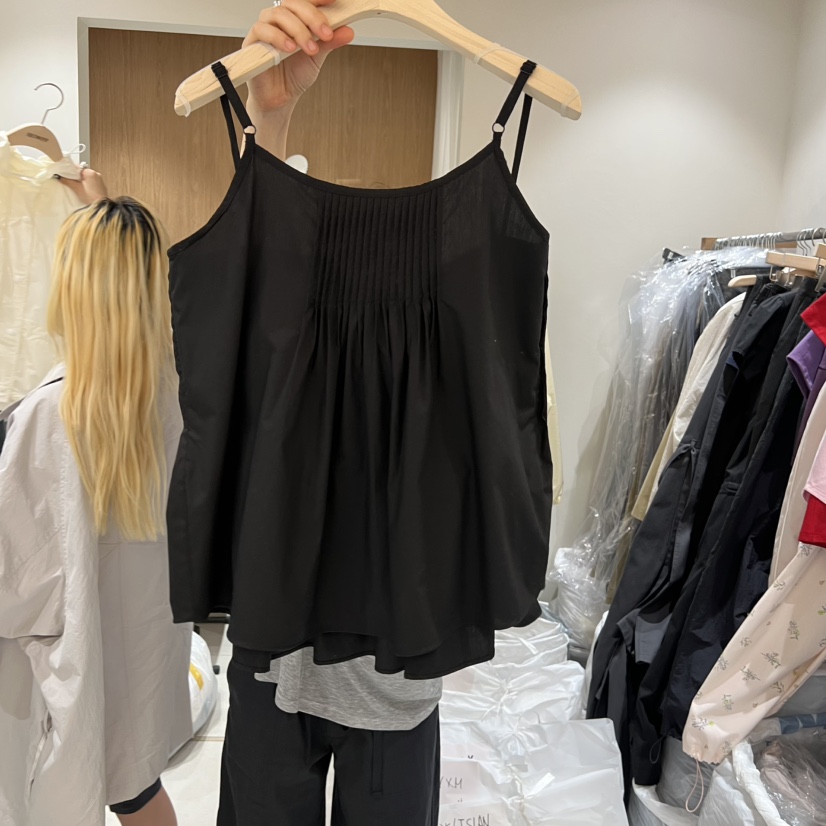 HOWFF韓國東大門代購女裝新品推薦熱賣時尚休閑吊帶背心褶裥HOWFF吊帶/背心