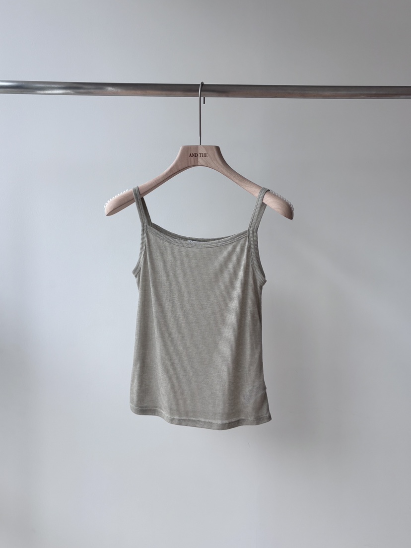 AND THE韓國直郵女裝新品職業人氣吊帶背心絲綢絲質羅紋AND THE吊帶/背心圖色2