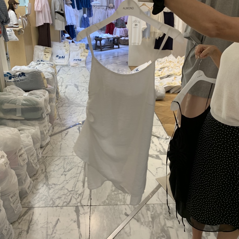 ALMOND韓國代購女士新款時尚熱賣推薦人氣職業26春夏吊帶背心ALMOND吊帶/背心圖色2