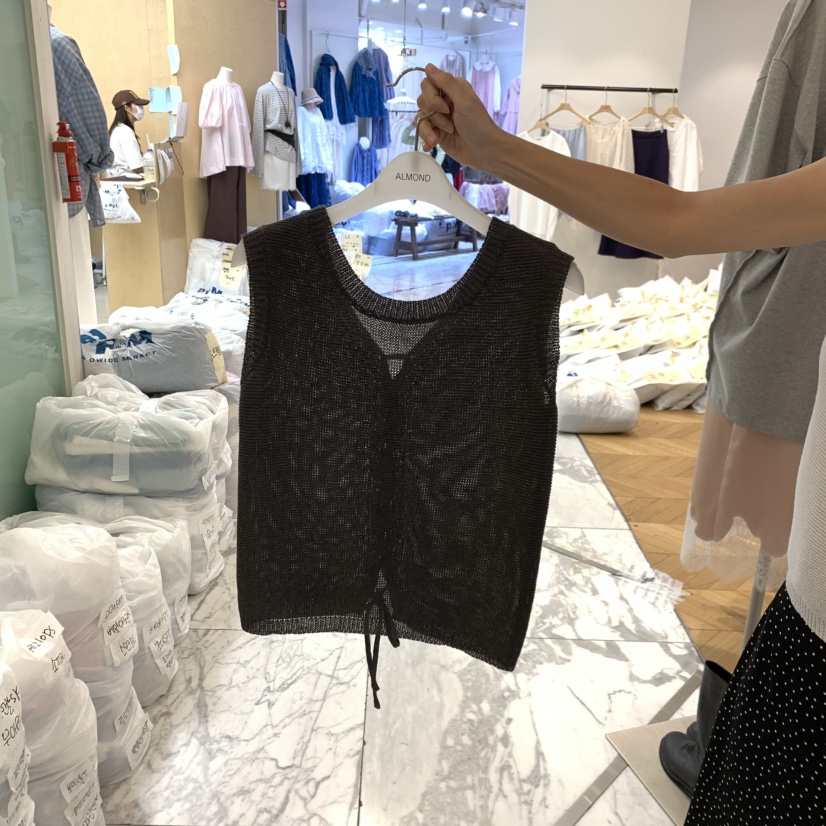 ALMOND韓國東大門直郵女裝新品熱賣推薦26春夏時尚吊帶背心ALMOND吊帶/背心圖色1