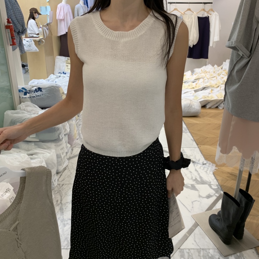 ALMOND韓國東大門直郵女裝新品熱賣推薦26春夏時尚吊帶背心ALMOND吊帶/背心圖色2