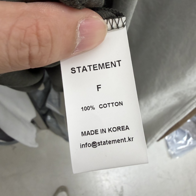 STATEMENT韓國直郵實拍女裝新品推薦人氣熱賣時尚長袖T恤STATEMENT長袖T恤