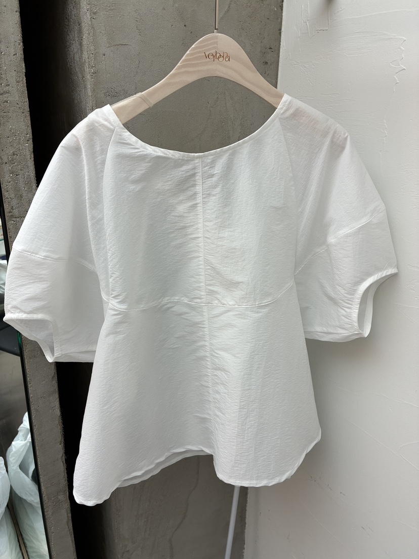 Verbena韓國直郵女裝新品熱賣推薦休閑襯衫蕾絲衫泡泡袖鏤空Verbena襯衫/蕾絲衫圖色1