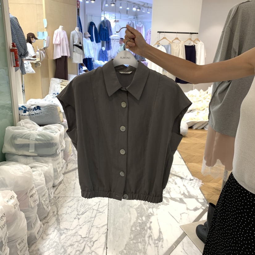ALMOND韓國直郵實拍女士新品26春夏熱賣時尚襯衫蕾絲衫紐扣ALMOND襯衫/蕾絲衫圖色3