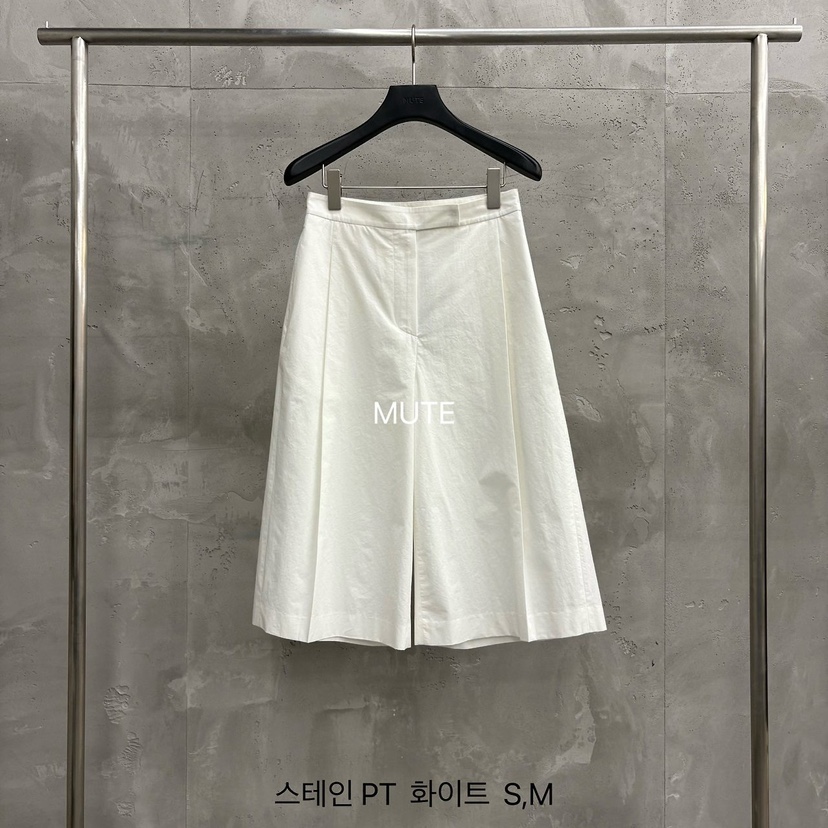 MUTE-P韓國東大門代購女士新款時尚人氣熱賣職業推薦短褲MUTE短褲圖色1