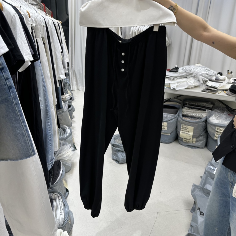 LUCY SALON韓國代購女士新品時尚推薦26春夏休閑休閑褲紐扣LUCY SALON休閑褲圖色3黑色