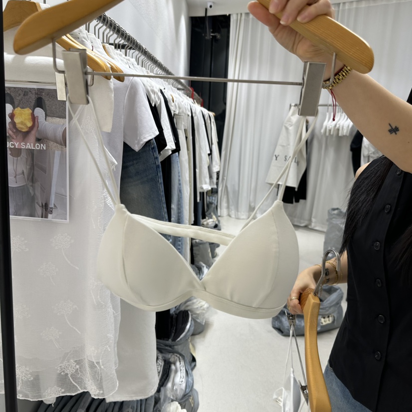 LUCY SALON韓國直郵實拍女士新品推薦休閑熱賣人氣內衣文胸LUCY SALON內衣/文胸圖色4奶油色