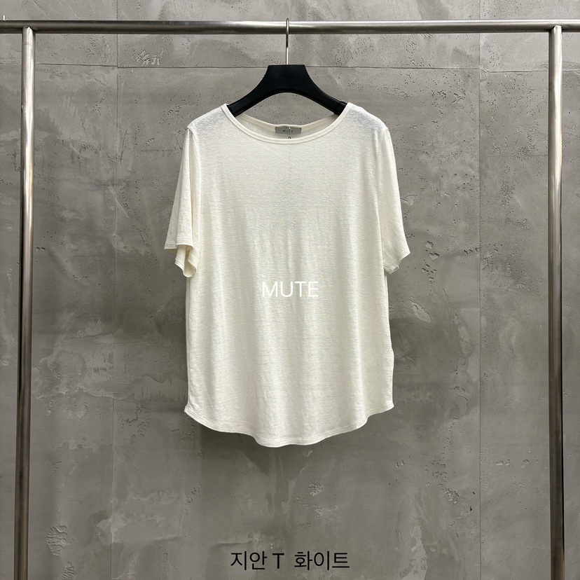 MUTE-P韓國東大門直郵女裝新款推薦時尚熱賣休閑人氣T恤MUTET恤圖色1