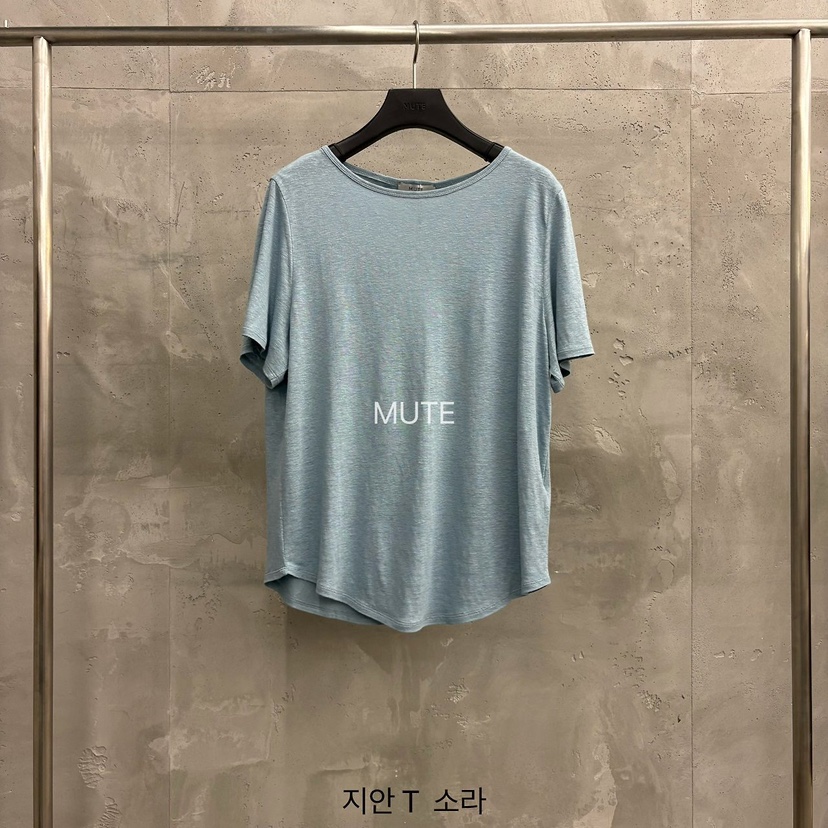 MUTE-P韓國東大門直郵女裝新款推薦時尚熱賣休閑人氣T恤MUTET恤圖色4