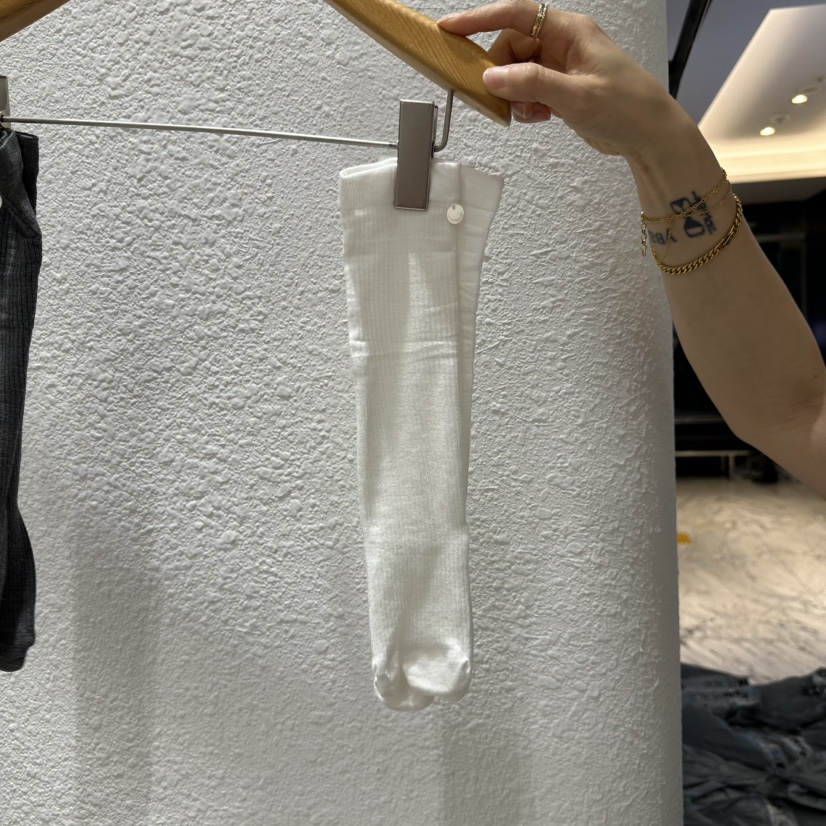 LUCY SALON韓國代購女裝新品休閑人氣熱賣職業時尚26春夏襪子LUCY SALON襪子圖色1