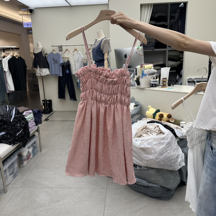 I MFACT韓國直郵女裝新款熱賣推薦時尚人氣26春夏吊帶背心I MFACT吊帶/背心圖色2