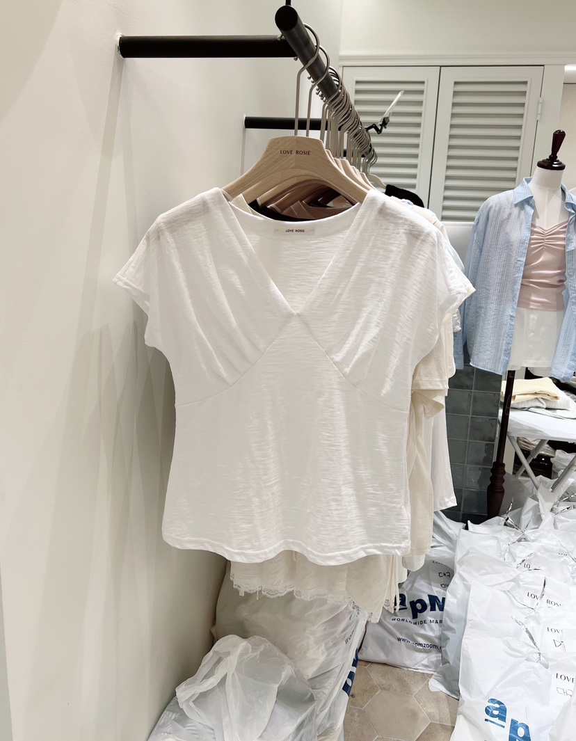 LOVE ROSIE韓國直郵女裝新款熱賣職業26春夏時尚推薦T恤LOVE ROSIET恤圖色1