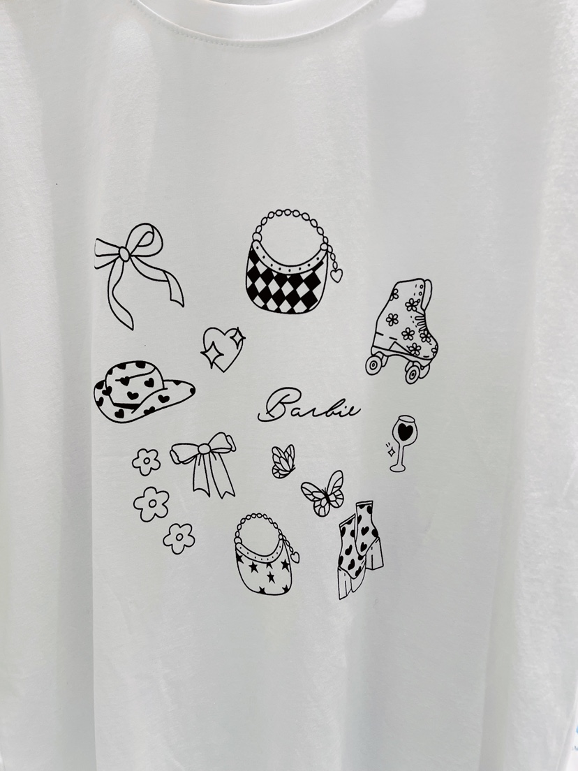 LOVE ROSIE韓國東大門直郵女裝新品時尚休閑推薦人氣T恤LOVE ROSIET恤