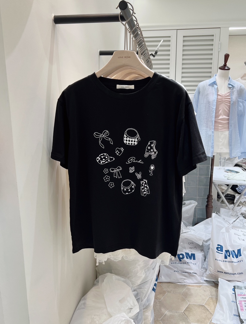 LOVE ROSIE韓國東大門直郵女裝新品時尚休閑推薦人氣T恤LOVE ROSIET恤圖色2