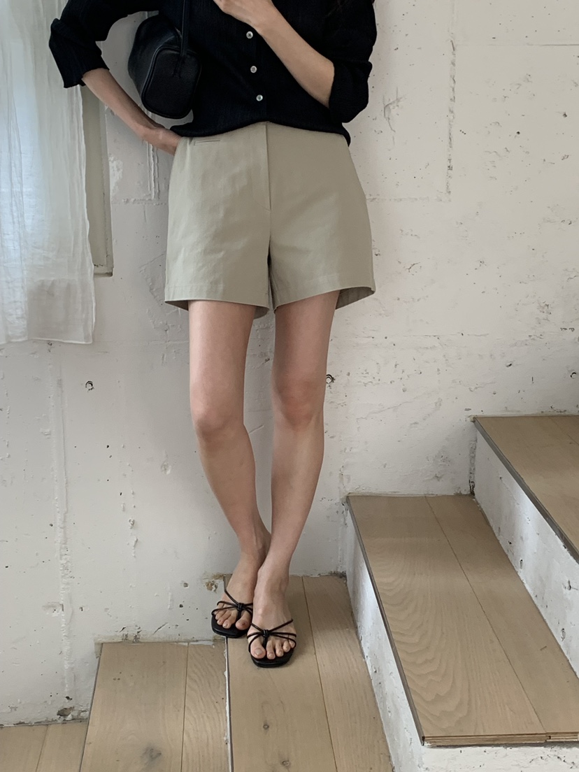 NOTICE韓國東大門直郵女裝新款熱賣職業時尚推薦26春夏短褲NOTICE短褲