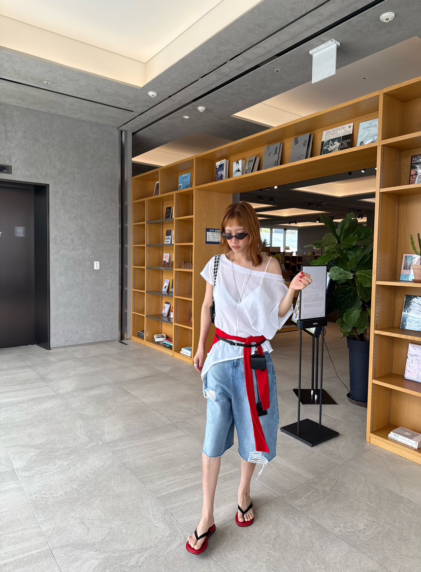 DENVER韓國東大門代購女裝新款熱賣推薦時尚職業T恤不含吊帶DENVERT恤