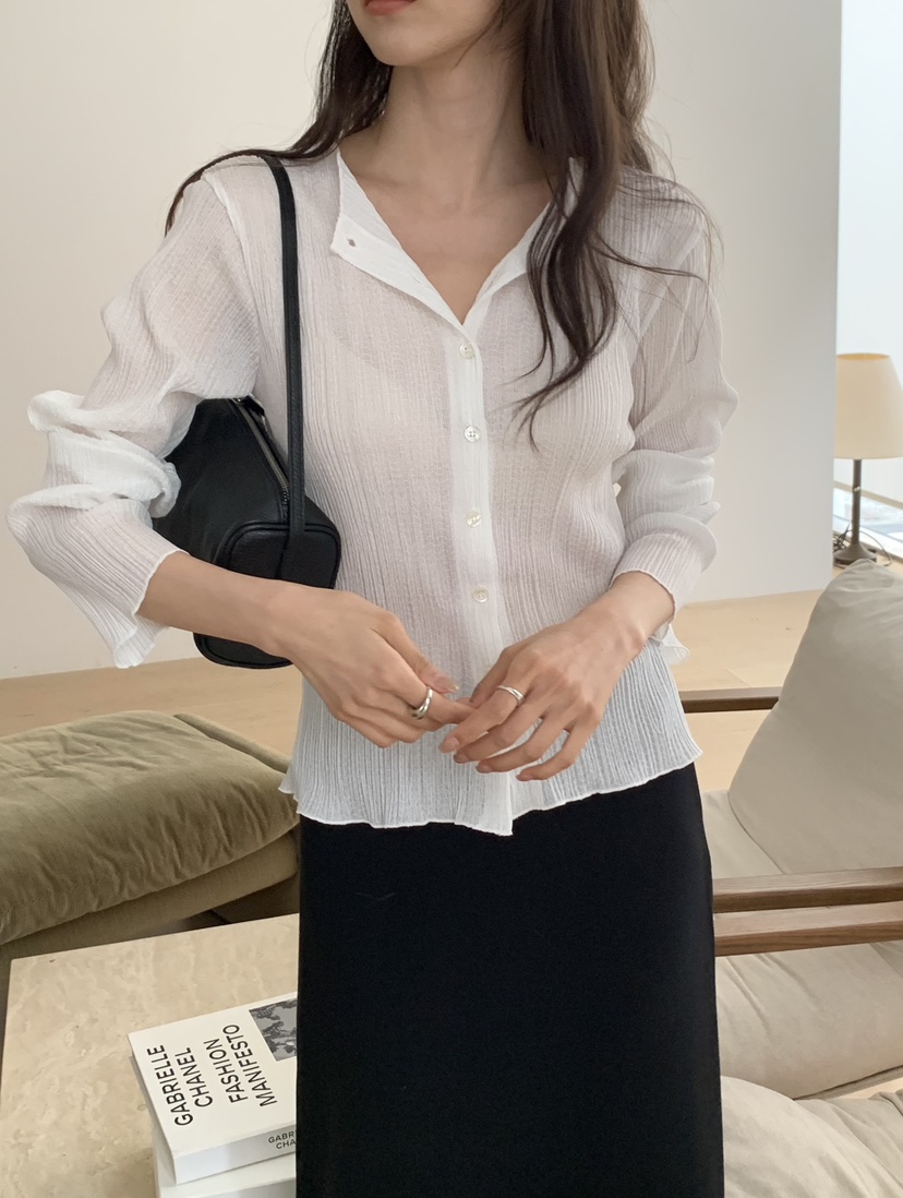 NOTICE韓國直郵女裝新款26春夏休閑熱賣襯衫蕾絲衫褶裥開衫NOTICE襯衫/蕾絲衫