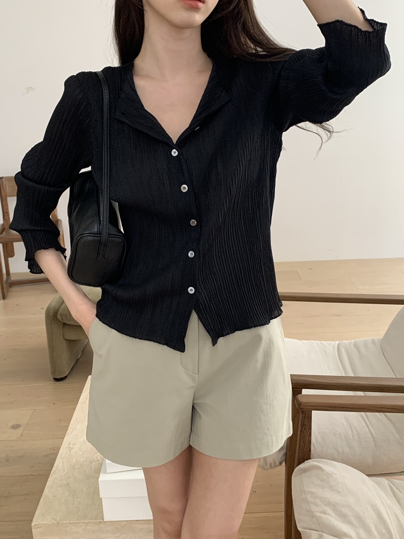 NOTICE韓國直郵女裝新款26春夏休閑熱賣襯衫蕾絲衫褶裥開衫NOTICE襯衫/蕾絲衫