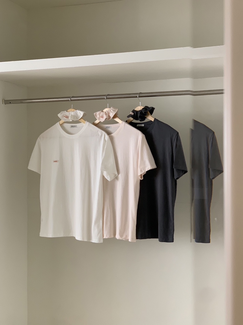 FORMSTUDIO/ATELIENNE韓國東大門直郵女裝新品熱賣T恤含頭飾FORMSTUDIO/ATELIENNET恤