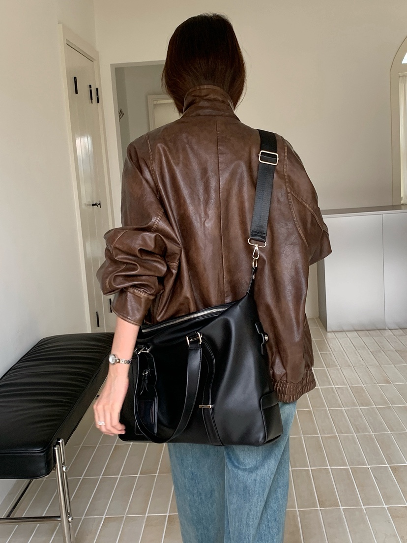 POSH BLUE韓國代購女士新品休閑職業26春夏手拿包腋下包柔軟POSH BLUE手拿包/腋下包