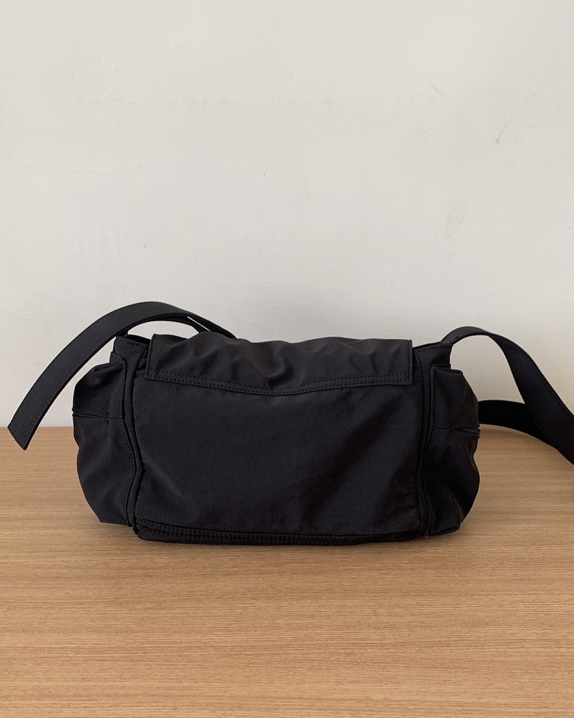 POSH BLUE韓國直郵女士新品職業推薦休閑單肩斜跨包口袋POSH BLUE單肩/斜跨包