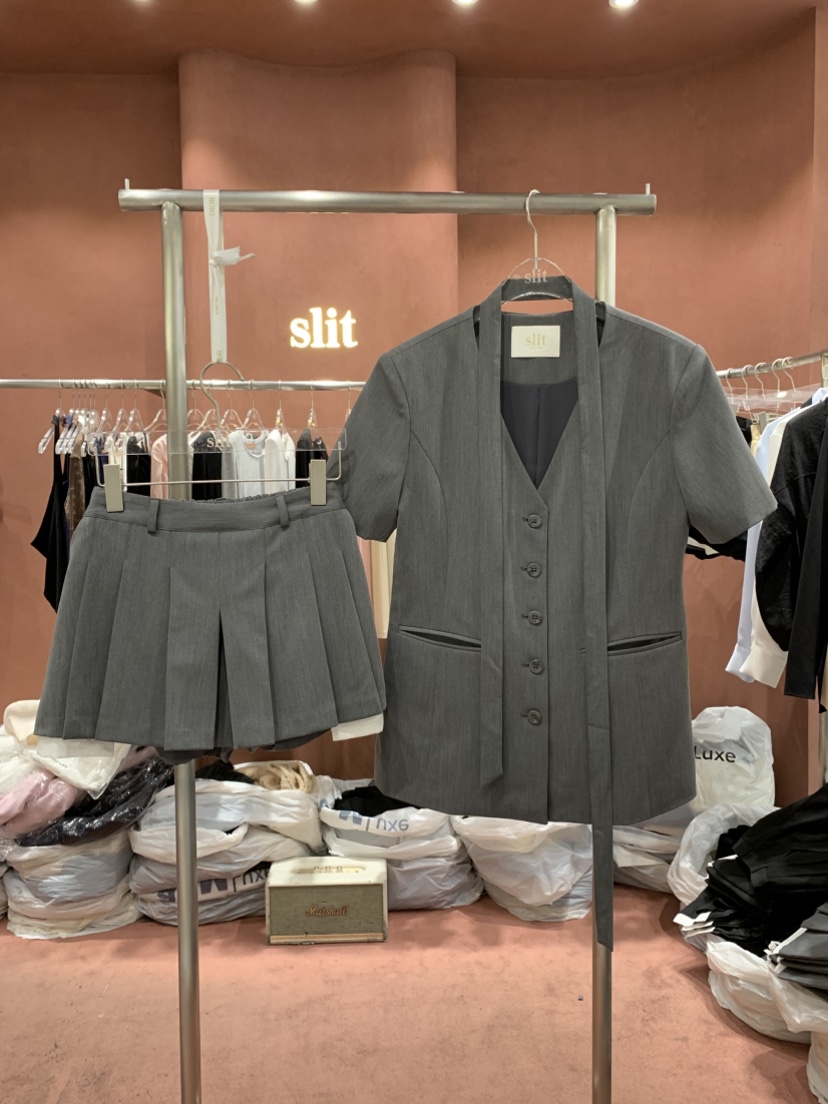 SLIT韓國東大門代購女士新品熱賣職業時尚人氣夾克含脖帶SLIT夾克