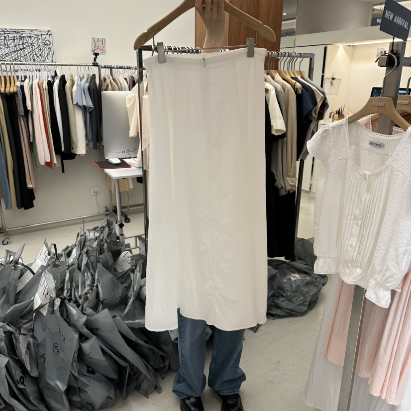 MER韓國直郵實拍女裝新款推薦26春夏人氣熱賣職業時尚長裙MER/ANGELO BIANCO長裙