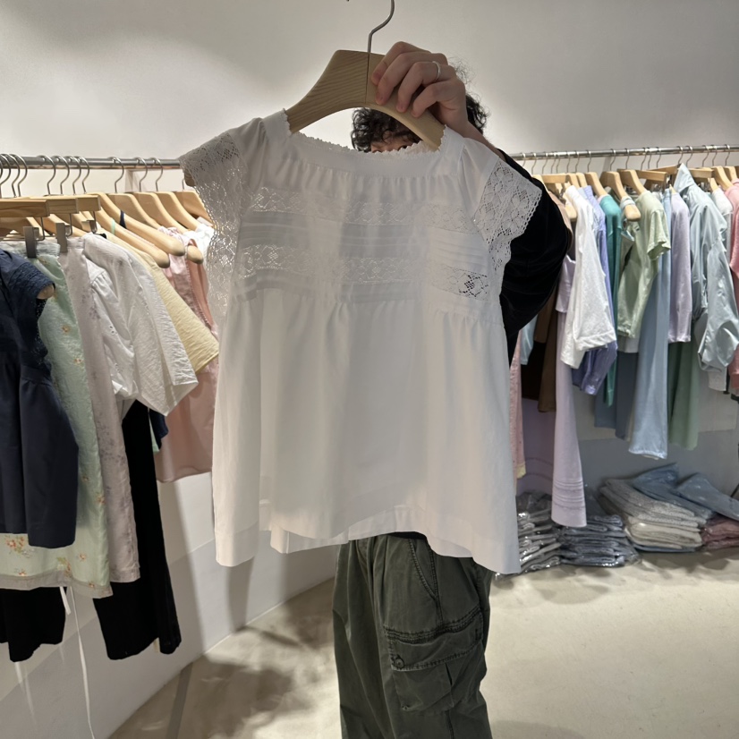 ROOM K-P韓國東大門直郵女裝新款推薦職業襯衫蕾絲衫蕾絲roomk襯衫/蕾絲衫圖色1