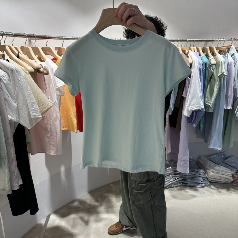 ROOM K-P韓國東大門直郵女士新款時尚熱賣人氣推薦休閑T恤roomkT恤圖色3