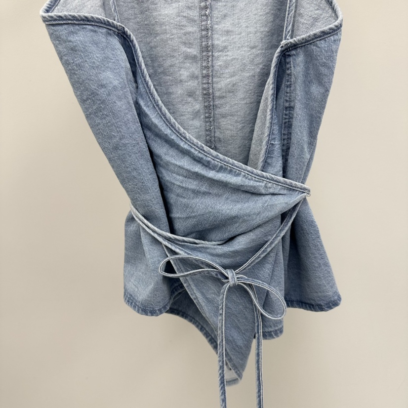 WATER/RIVER韓國直郵女裝新款26春夏時尚職業熱賣吊帶背心WATER/RIVER吊帶/背心