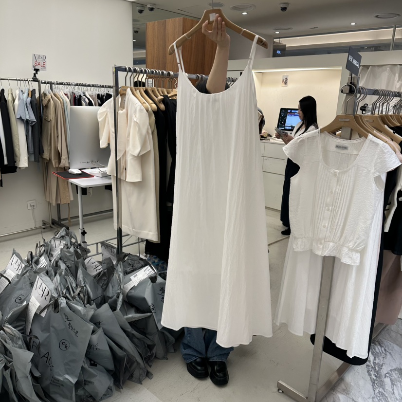 MER韓國代購女裝新款推薦26春夏時尚休閑人氣熱賣連衣裙褶皺MER/ANGELO BIANCO連衣裙