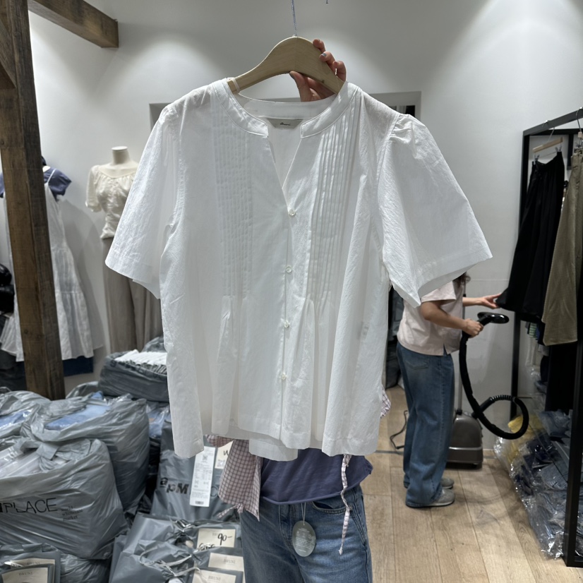 BRUNI/RICOTTA韓國東大門直郵女裝新款推薦襯衫蕾絲衫褶裥BRUNI/RICOTTA襯衫/蕾絲衫圖色2