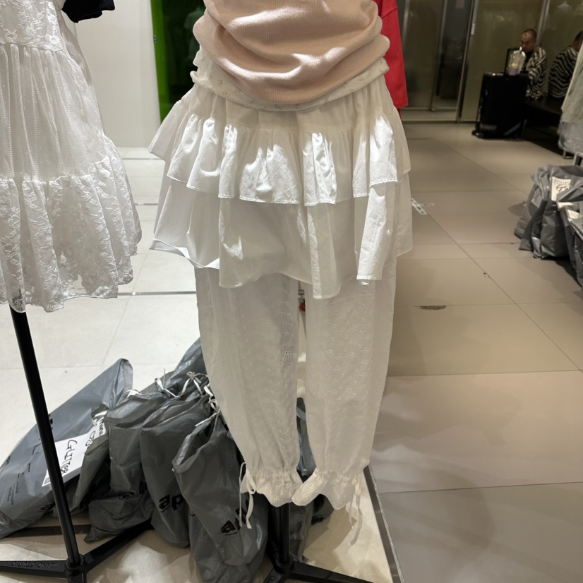 MINI UNNI韓國東大門直郵女士新款熱賣職業推薦休閑褲繡花MINI UNNI休閑褲圖色1