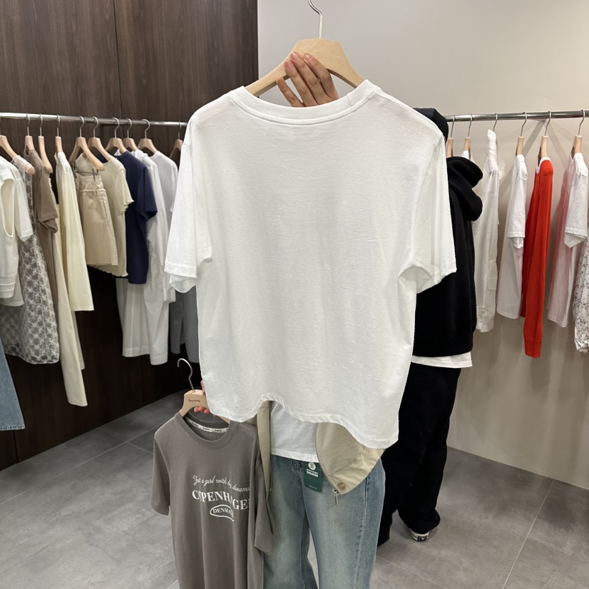 URBANSTORY/REMAKING韓國東大門直郵女裝新款人氣職業T恤Remaking/URBANSTORYT恤