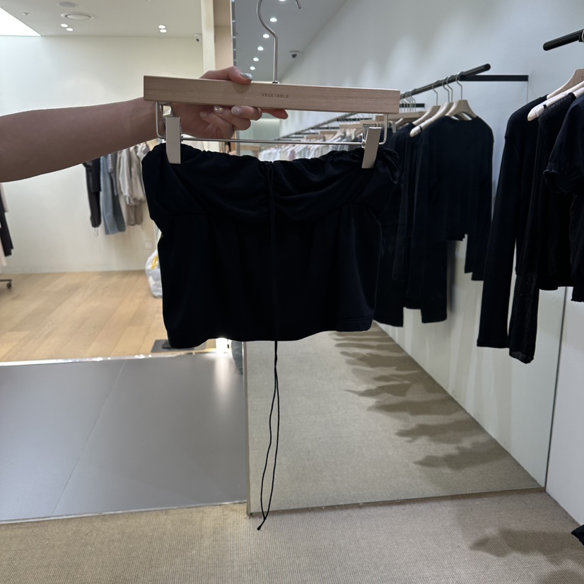 VEGETABLE韓國直郵女士新款26春夏推薦時尚休閑職業吊帶背心VEGETABLE吊帶/背心圖色2