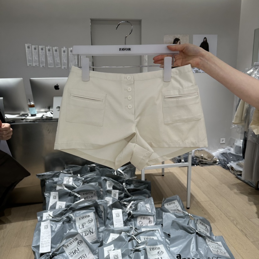 FAVOR-P韓國直郵女士新品26春夏人氣職業時尚熱賣推薦短褲FAVOR-P短褲圖色1