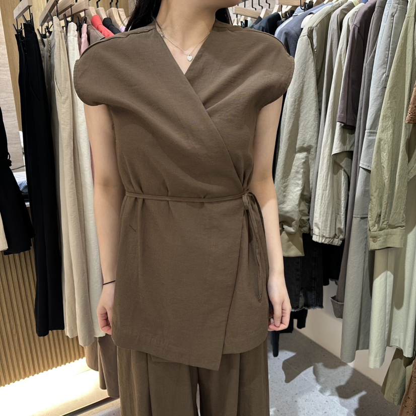 BISHOP/APOINT/3MARCH韓國代購女士新品推薦襯衫蕾絲衫BISHOP/APOINT/3MARCH襯衫/蕾絲衫圖色1